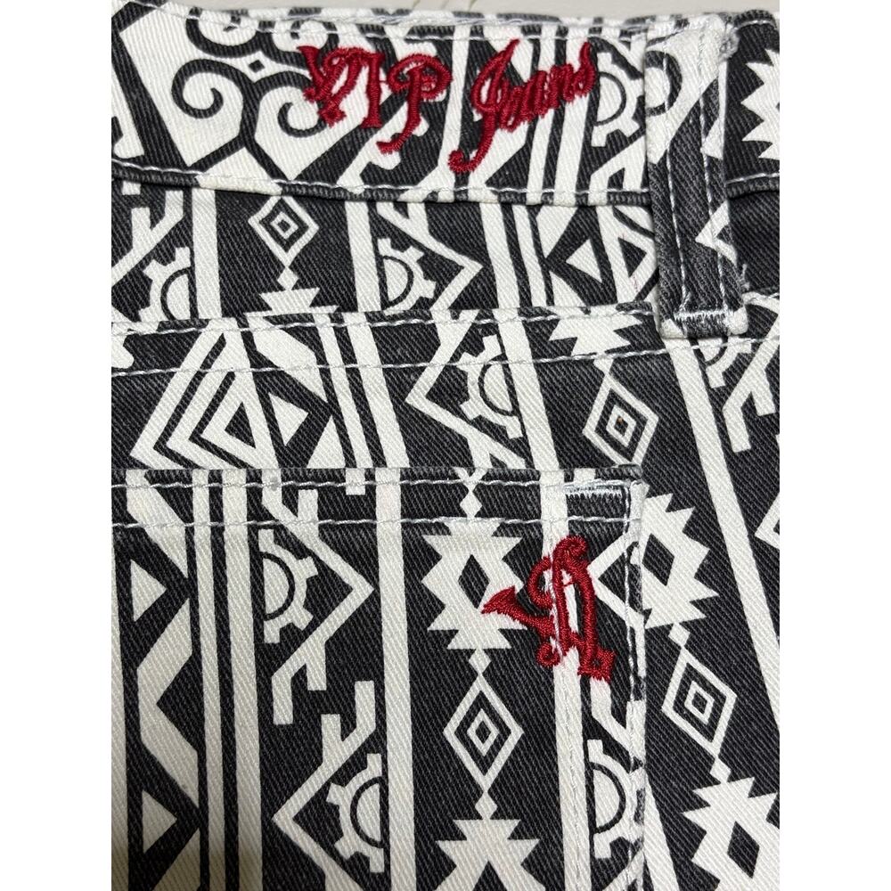 VIP LA Vintage Tribal Print Denim Jeans Red Floral Embroidery size 9/10 - Picture 6 of 10